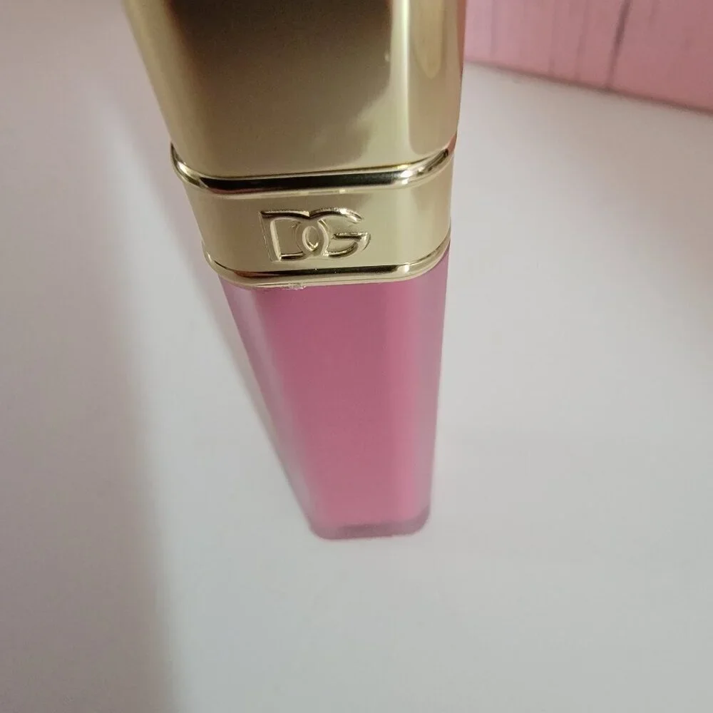 DOLCE GABBANA Everkiss Devotion Liquid Lipstick Mousse